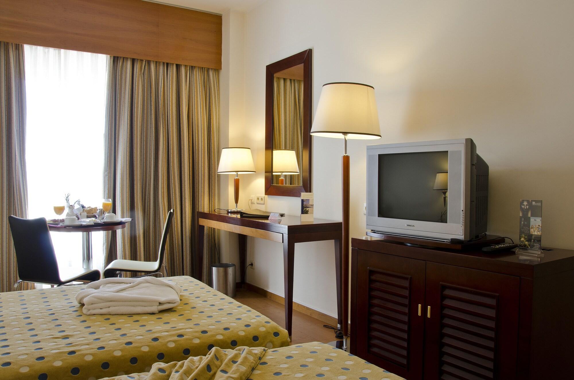 วีไอพี เอ็กเซกคิวทีฟ ซานตาอีเรีย โฮเต็ล Hotel ซังตาอิเรีย ดาซอยา ภายนอก รูปภาพ