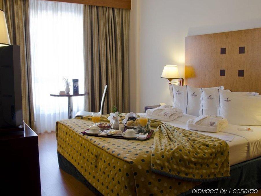 วีไอพี เอ็กเซกคิวทีฟ ซานตาอีเรีย โฮเต็ล Hotel ซังตาอิเรีย ดาซอยา ภายนอก รูปภาพ