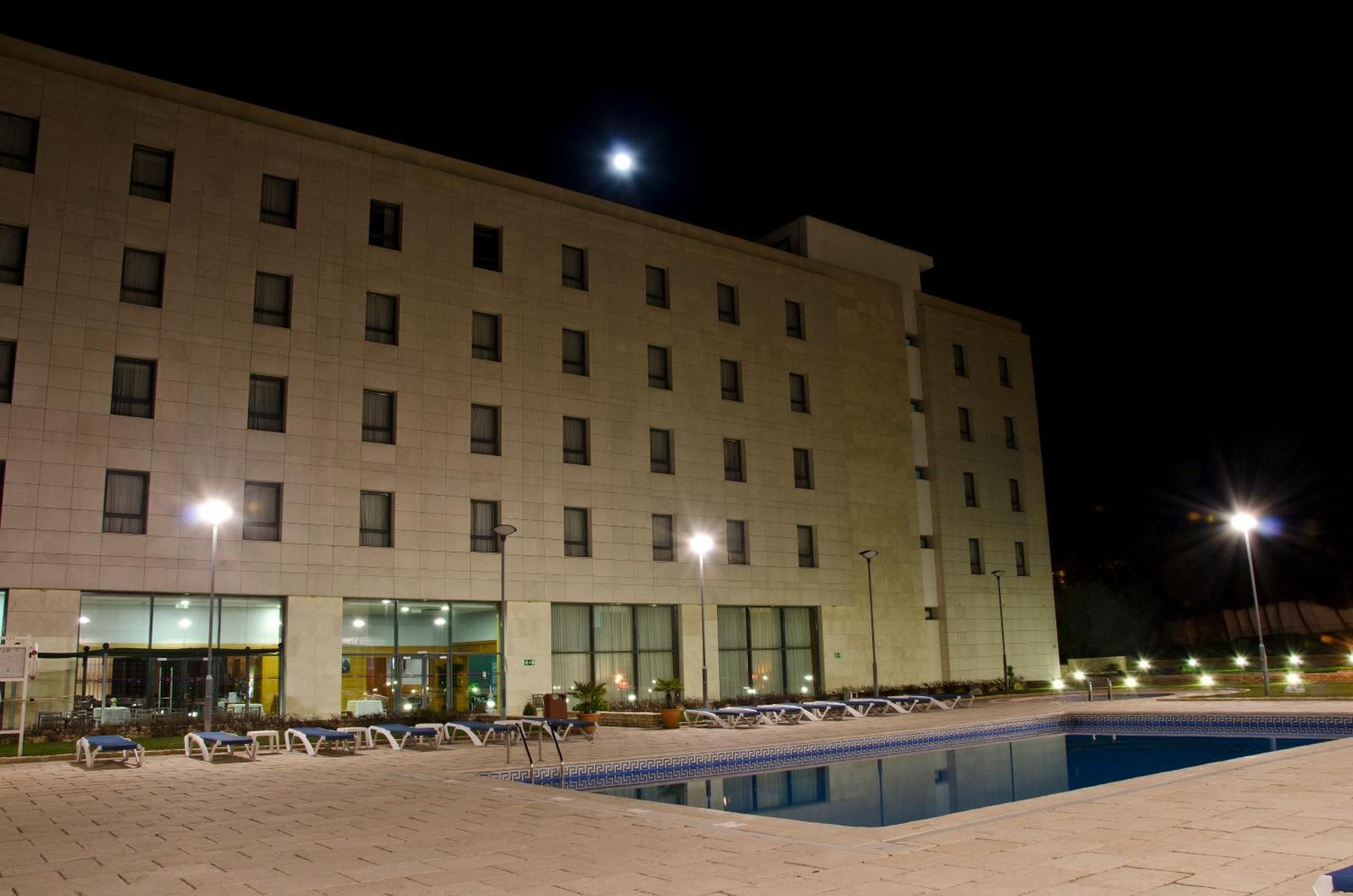 วีไอพี เอ็กเซกคิวทีฟ ซานตาอีเรีย โฮเต็ล Hotel ซังตาอิเรีย ดาซอยา ภายนอก รูปภาพ