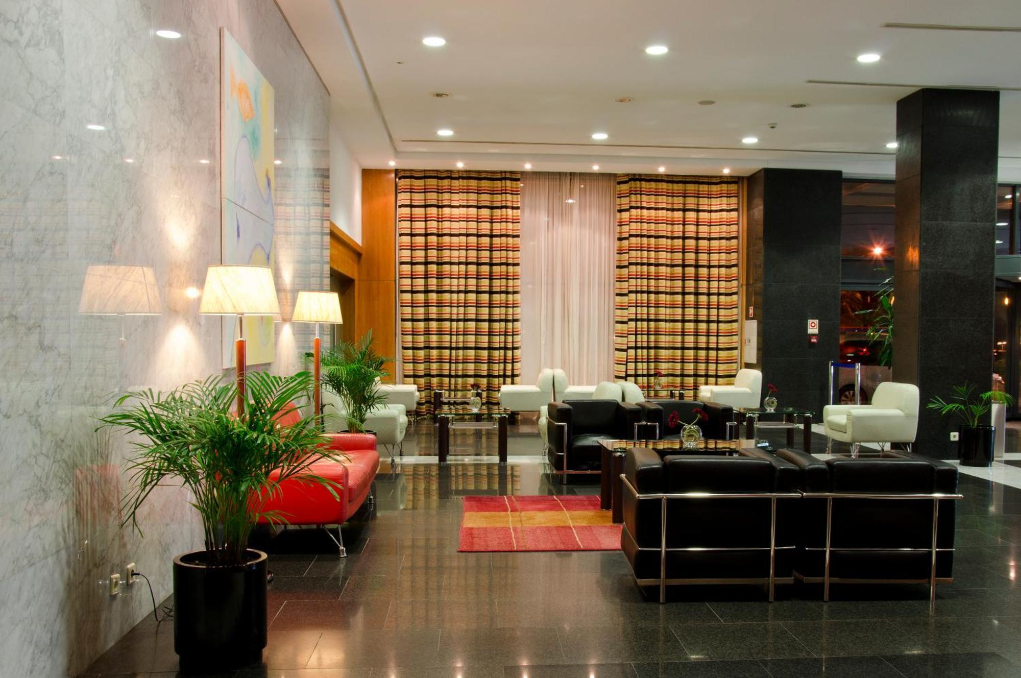 วีไอพี เอ็กเซกคิวทีฟ ซานตาอีเรีย โฮเต็ล Hotel ซังตาอิเรีย ดาซอยา ภายนอก รูปภาพ