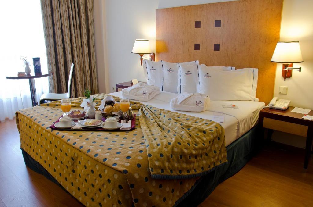 วีไอพี เอ็กเซกคิวทีฟ ซานตาอีเรีย โฮเต็ล Hotel ซังตาอิเรีย ดาซอยา ภายนอก รูปภาพ