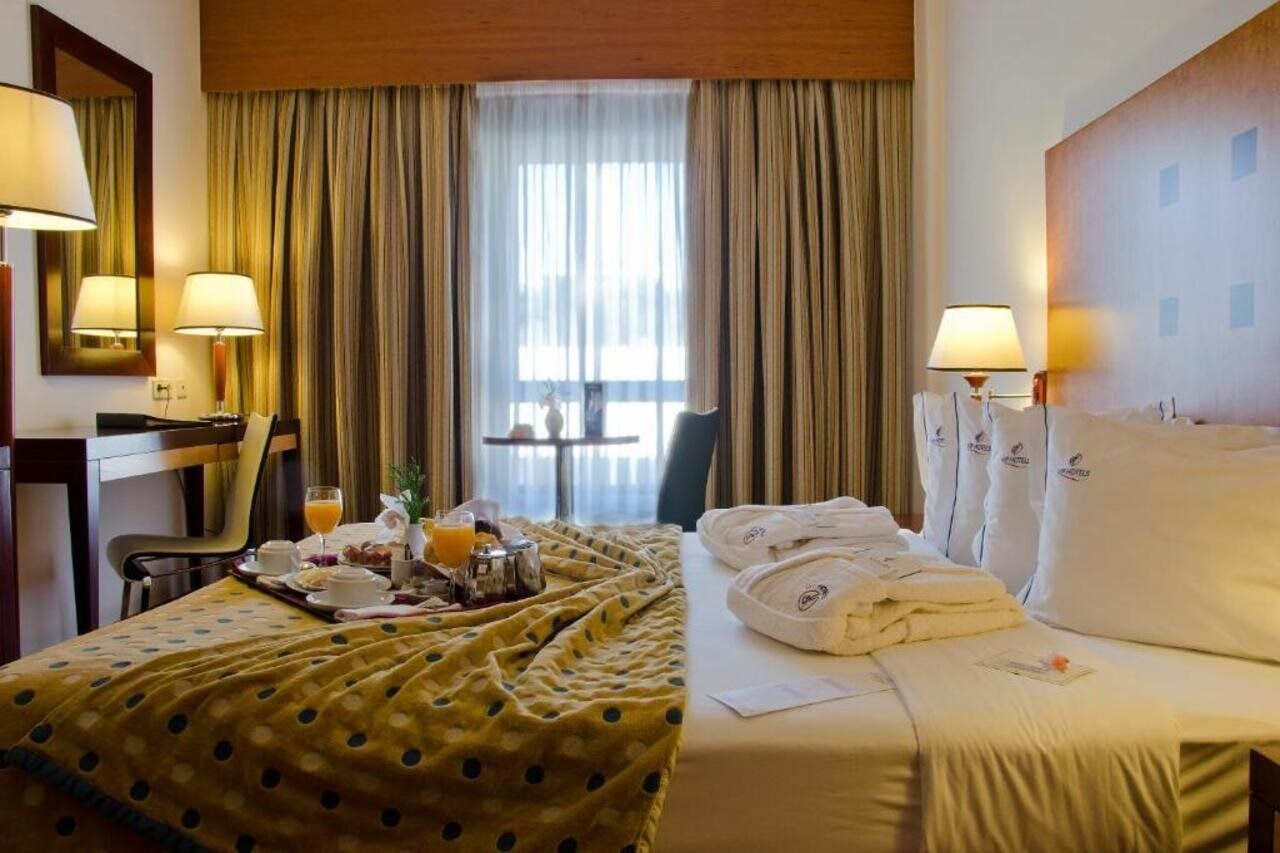 วีไอพี เอ็กเซกคิวทีฟ ซานตาอีเรีย โฮเต็ล Hotel ซังตาอิเรีย ดาซอยา ภายนอก รูปภาพ
